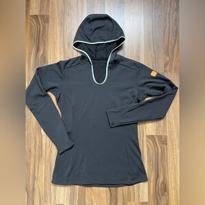 Arcteryx women Hooded Long Sleeve Top